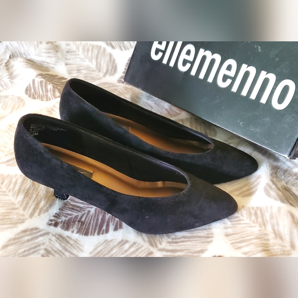 Womens Suede Shoe